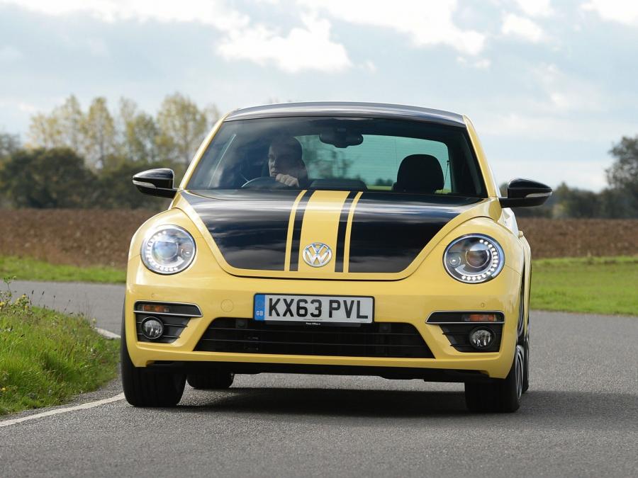  Volkswagen Beetle GSR 2013 года  (UK) (фото 5 из 9)